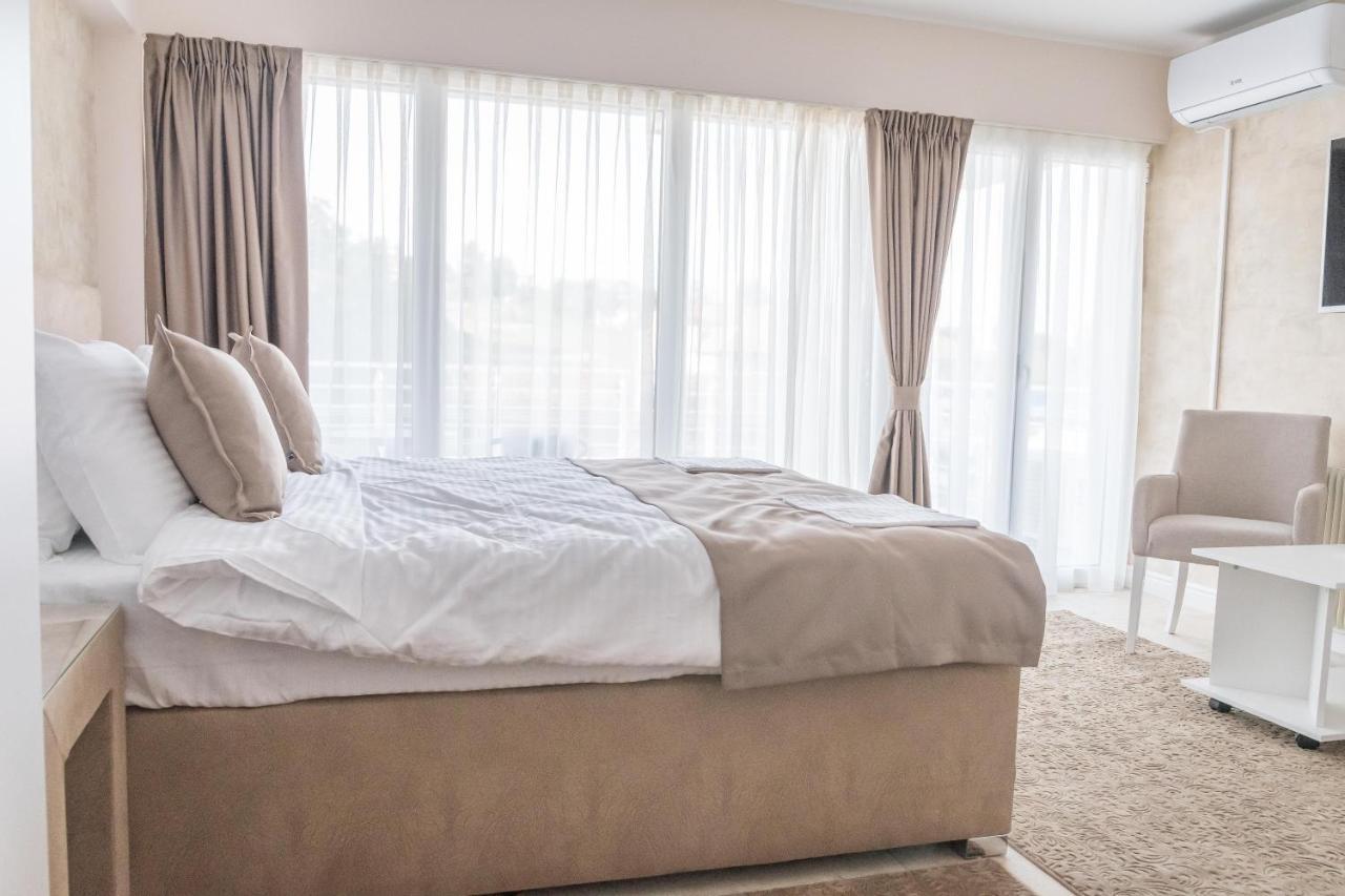 A Klub Apartmani Mrcajevci Extérieur photo