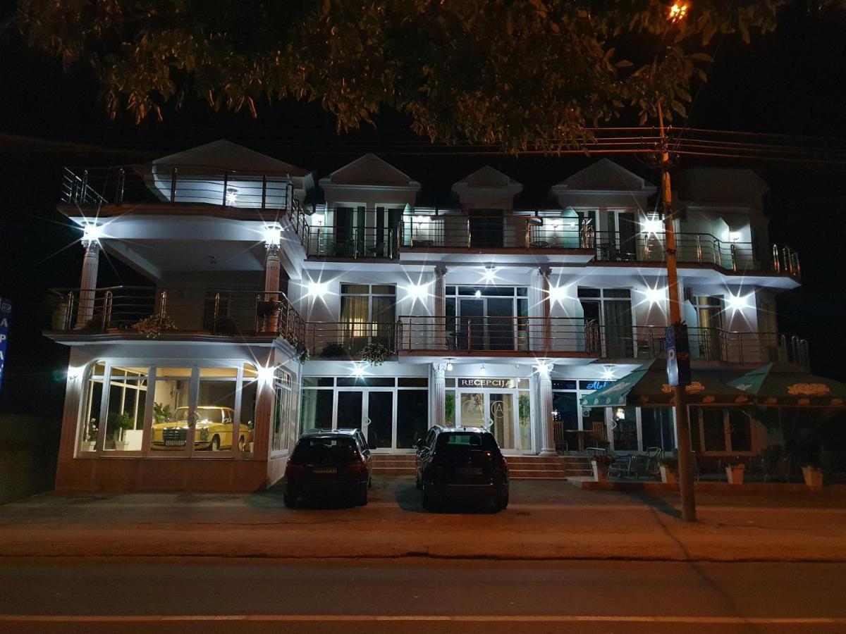 A Klub Apartmani Mrcajevci Extérieur photo