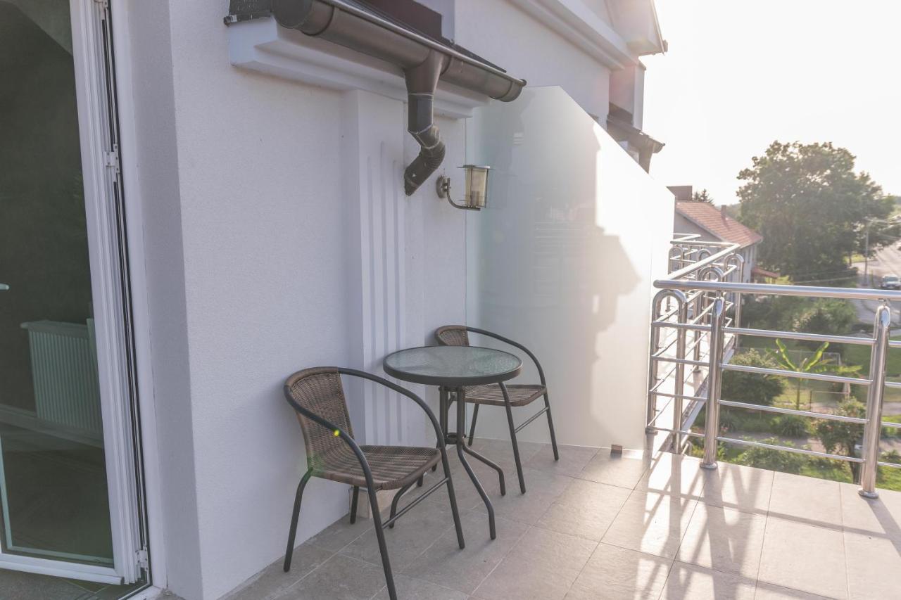 A Klub Apartmani Mrcajevci Extérieur photo