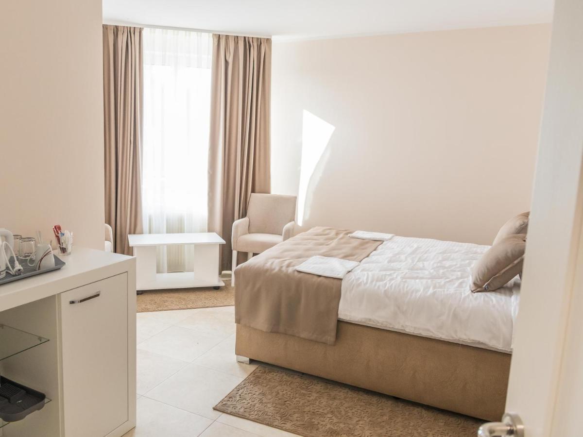 A Klub Apartmani Mrcajevci Extérieur photo