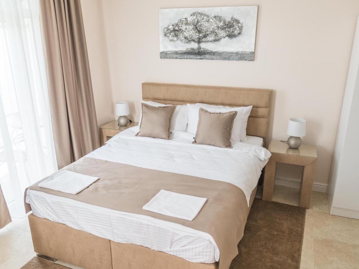 A Klub Apartmani Mrcajevci Extérieur photo