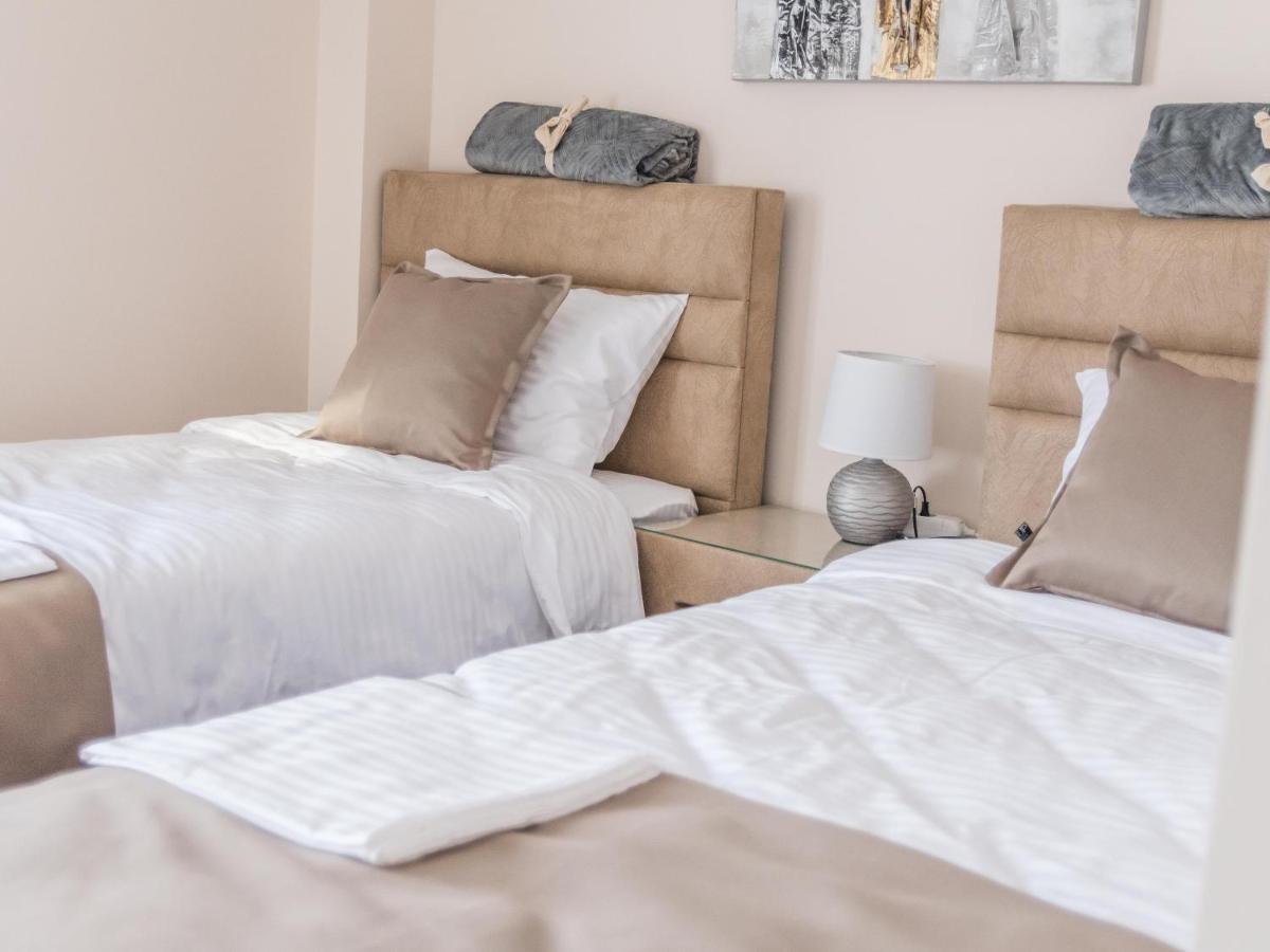 A Klub Apartmani Mrcajevci Extérieur photo