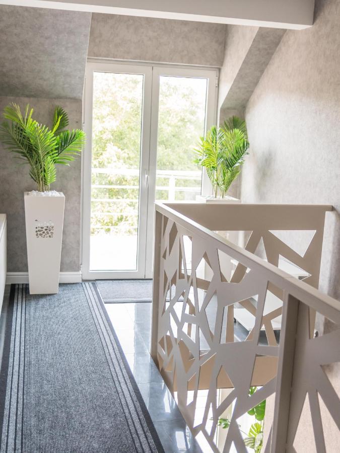 A Klub Apartmani Mrcajevci Extérieur photo