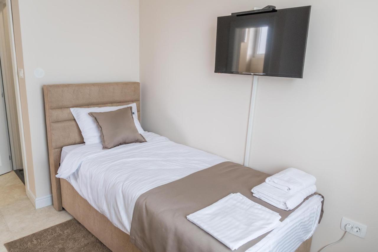 A Klub Apartmani Mrcajevci Extérieur photo